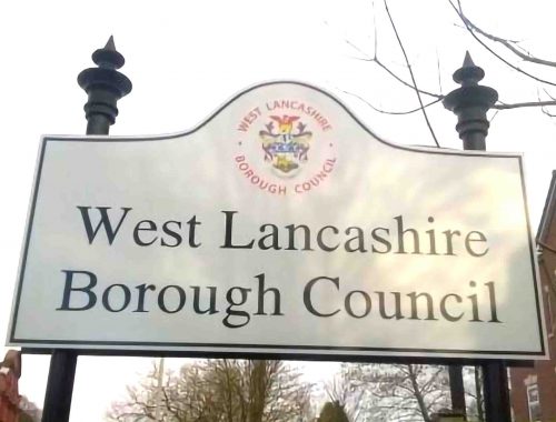 WLBC Sign
