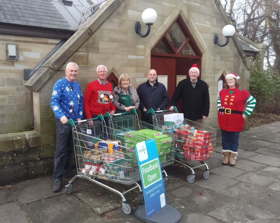 Leading OWLs donate 3 trolleys worth of food to Ormskirk Foodbank