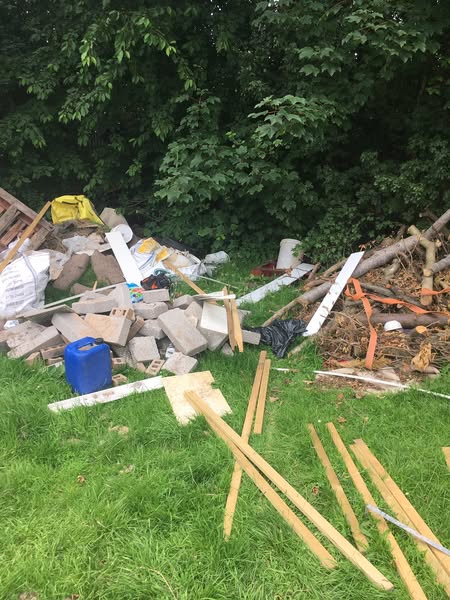 travellers rubbish
